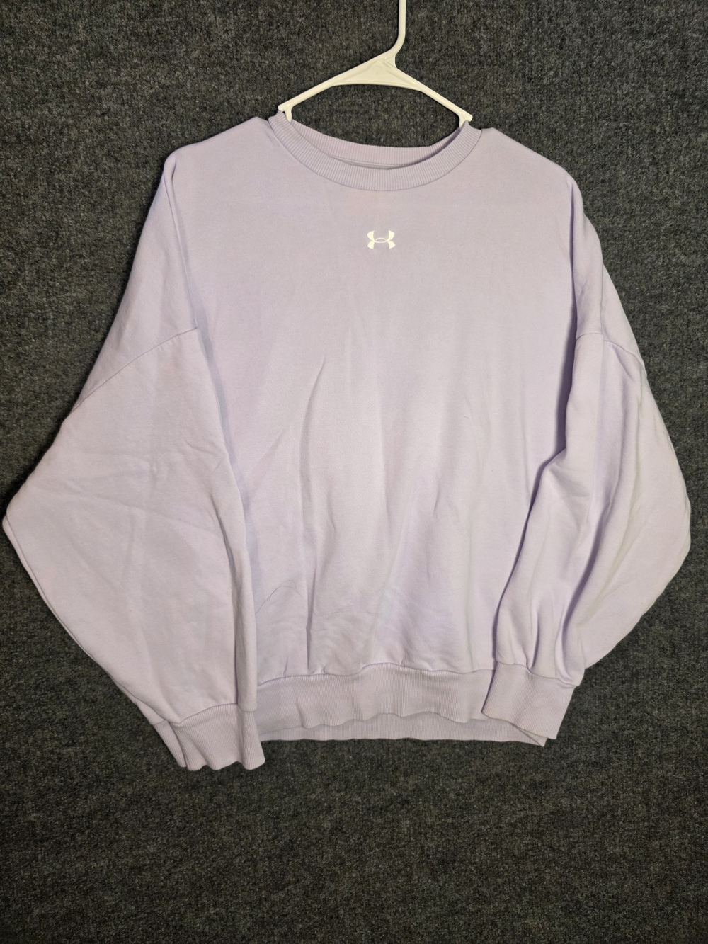 Under Armour Women’s Lavender Oversized Crewneck Sweatshirt Size M